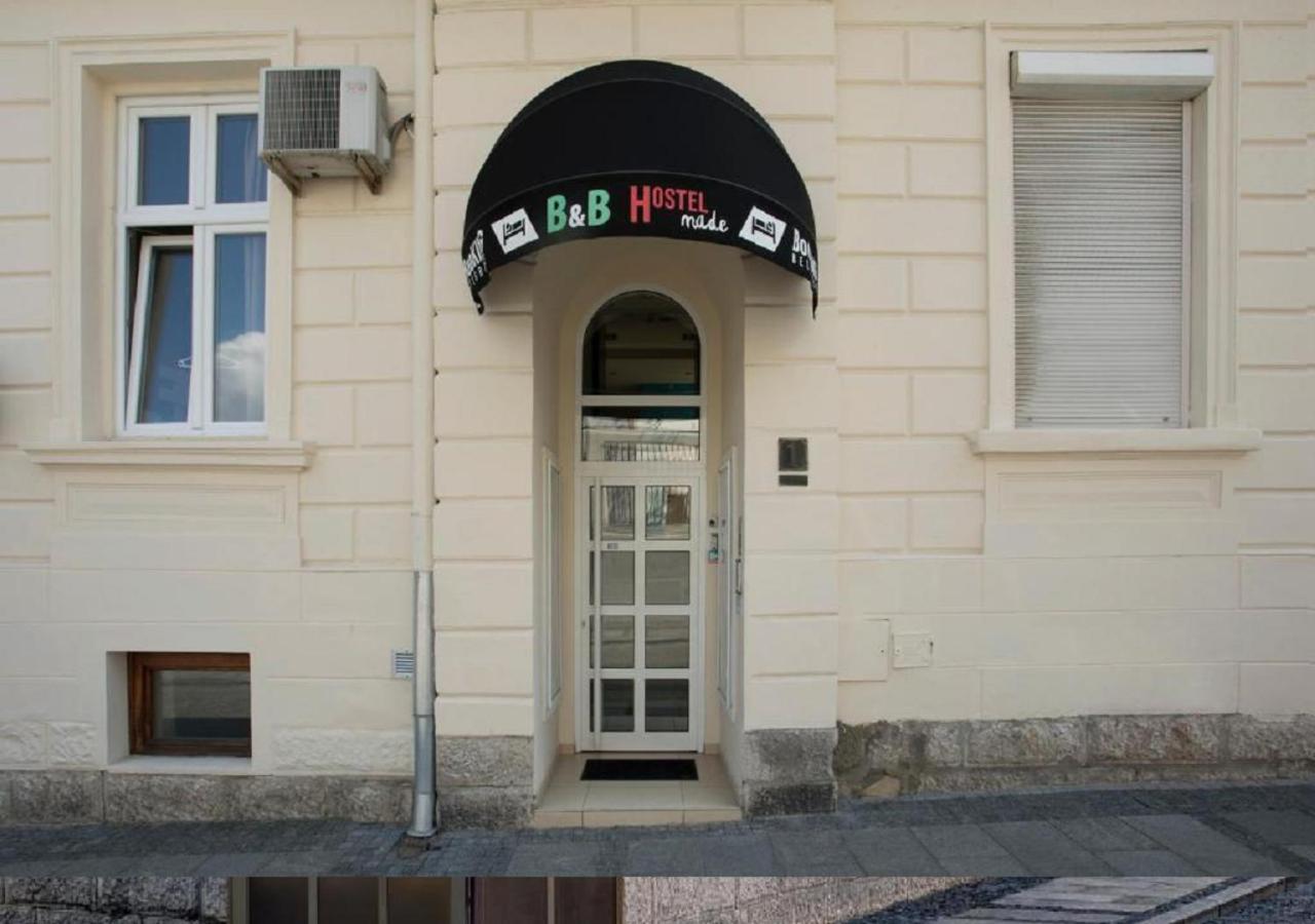 Booking En Suite Belgrad Exteriör bild